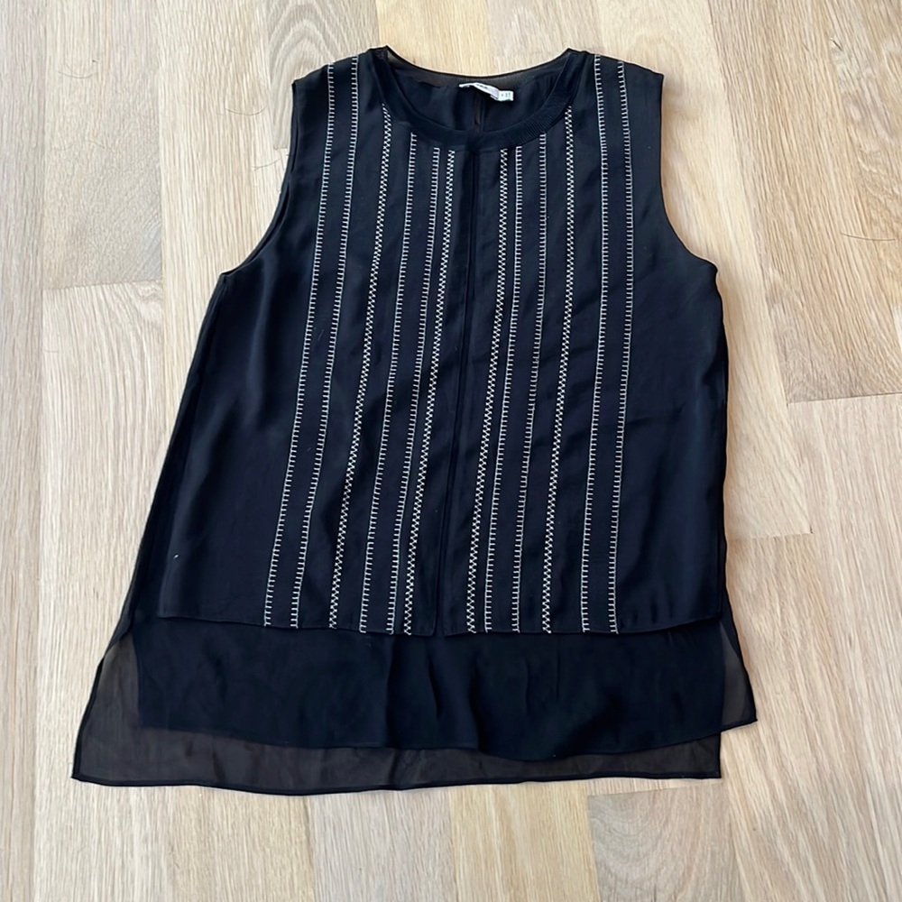 XS Black sleeveless Vince shirt